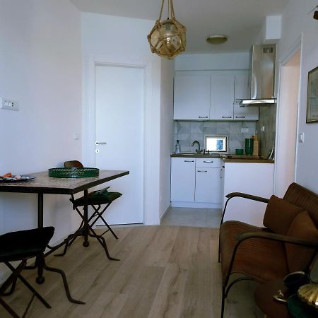Seaview Apartment Tribunj  Ngoại thất bức ảnh